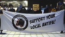 AntiAFD-Proteste_Lindau_15.2.2021_Inselhalle_D.JPG